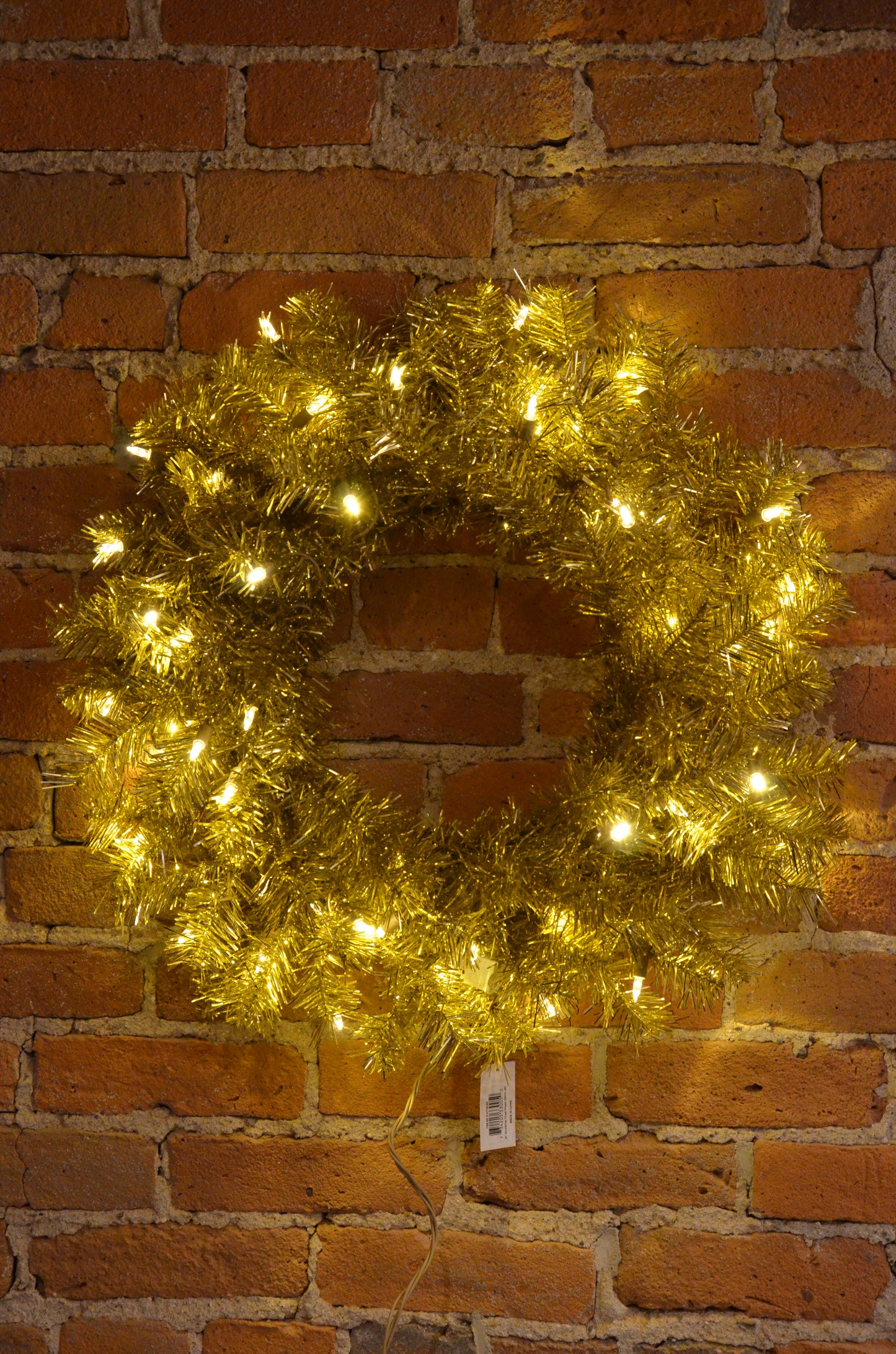 24" Gold/Silver Tinsel Wreath 50 Warm White LED Lights
