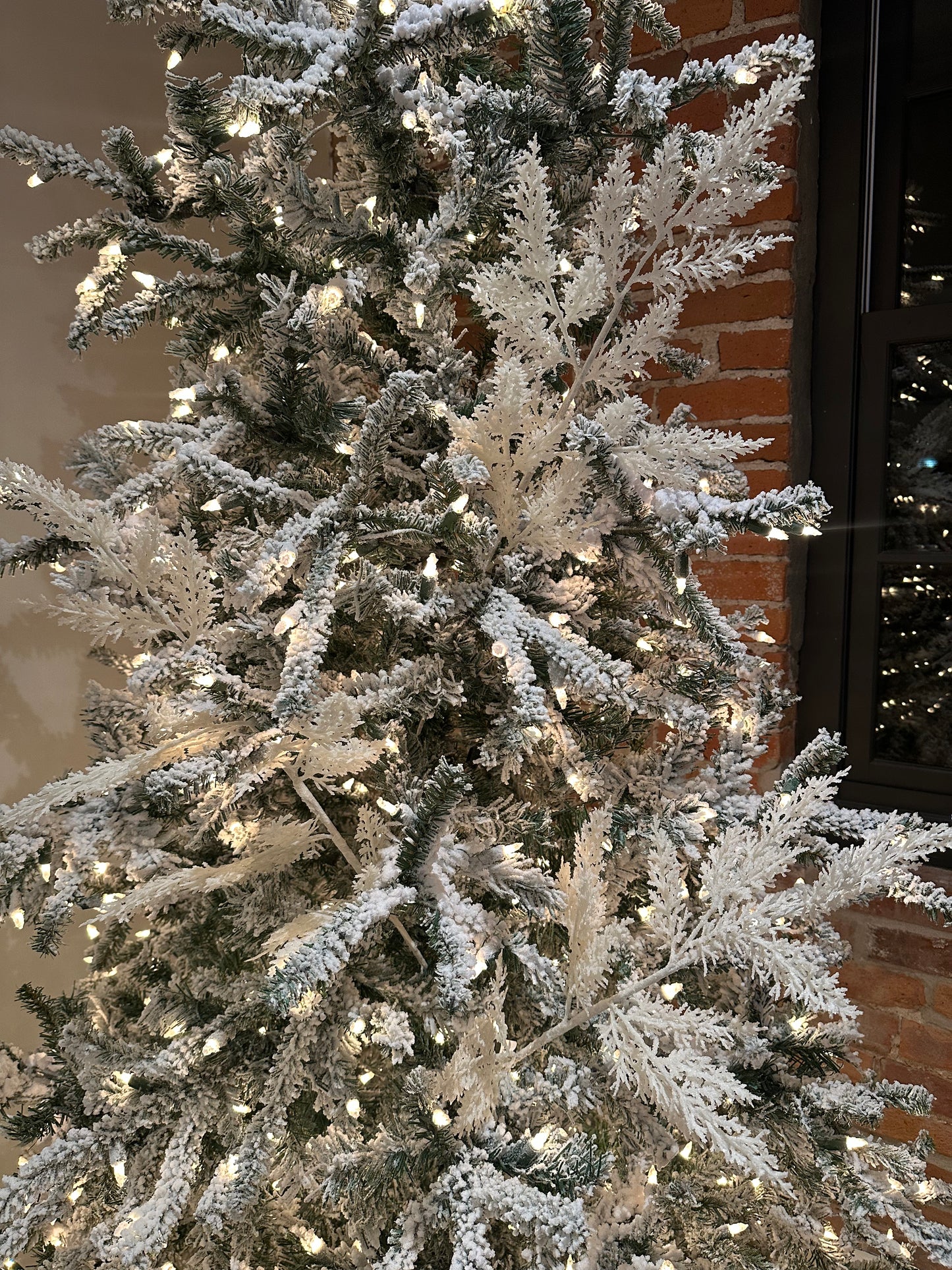 White 28" Glitter Spray/Pick for Christmas Tree